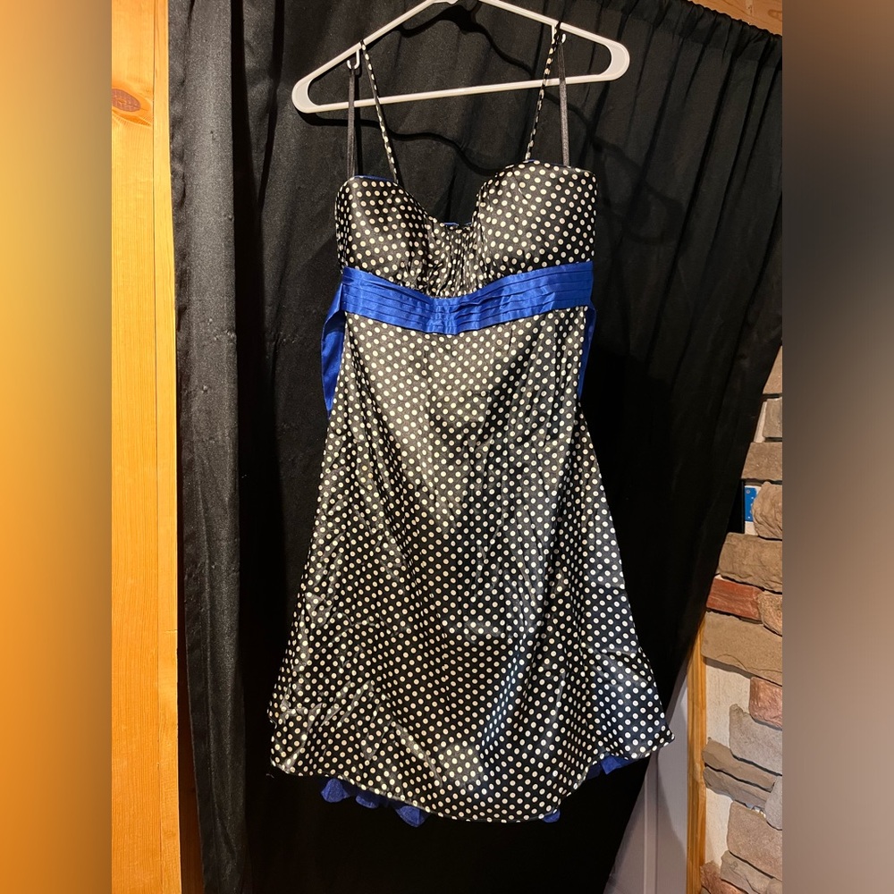 Morgan and Co dress